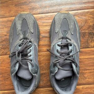 adidas Yeezy size 13